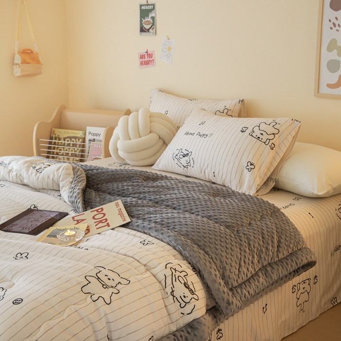 91家纺网 家纺一手货源 找家纺 星期八 2024新款复古碎花全棉豆豆被 动物乐园