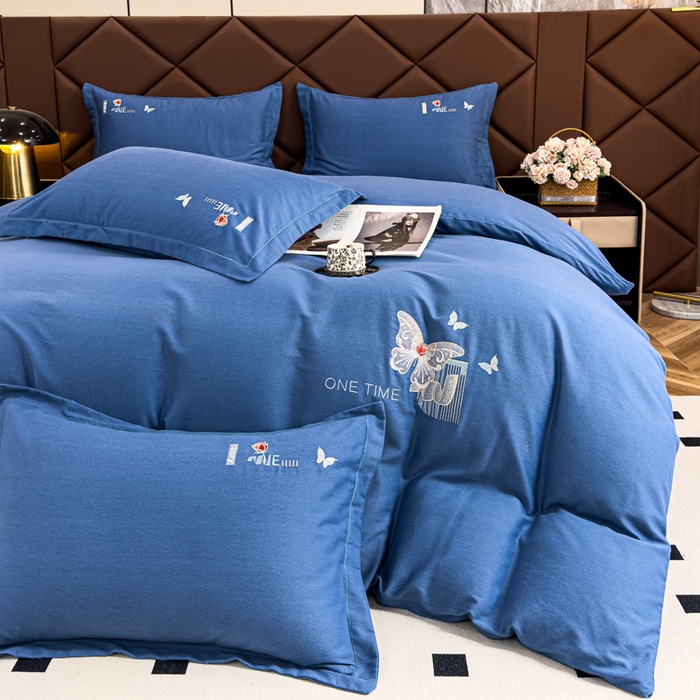 91家纺网 家纺一手货源 找家纺 U品汇 2024新品生态加厚长绒棉纯棉绣花全棉磨毛刺绣四件套直播 蝶恋花-牛仔蓝