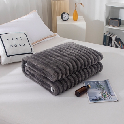 来菲毛毯 2025新款北欧四季款大抽条盖毯纯色简约办公室午睡毛毯 浅灰