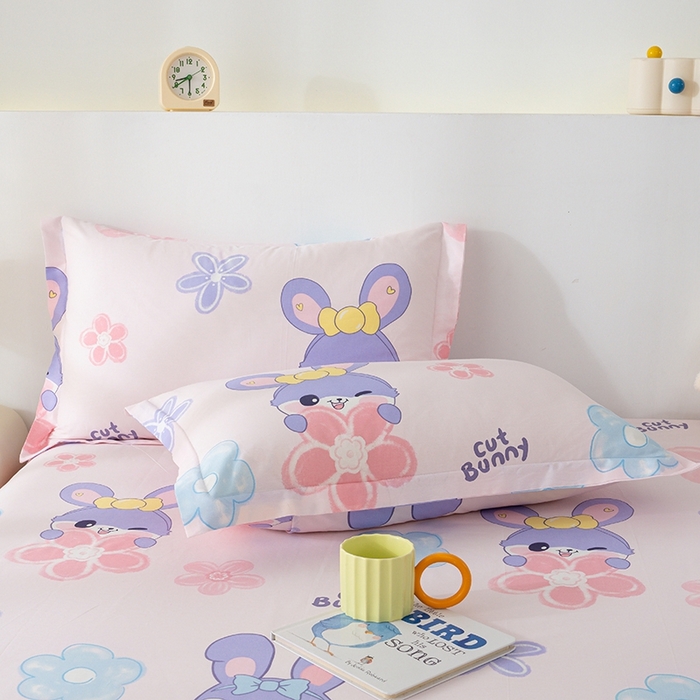 91家纺网 家纺一手货源 找家纺 丽美人家纺 2024新款全棉印花单枕套枕芯 粉色兔宠