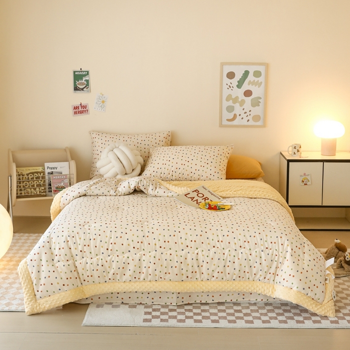 91家纺网 家纺一手货源 找家纺 星期八 2024新款复古碎花全棉豆豆被 彩色波点