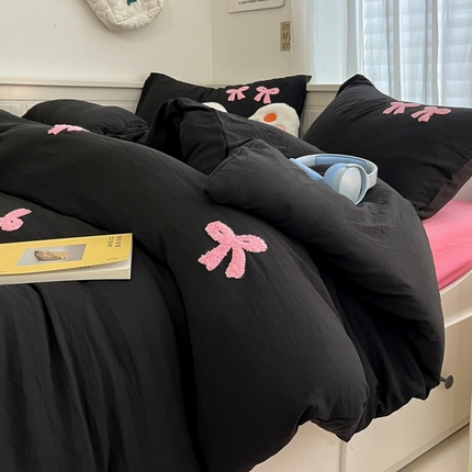 91家纺网 家纺一手货源 找家纺 （总）2024新款ins博主风爆款纯色波点蝴蝶结毛巾绣软糯糯水洗m四件套（专版花型）