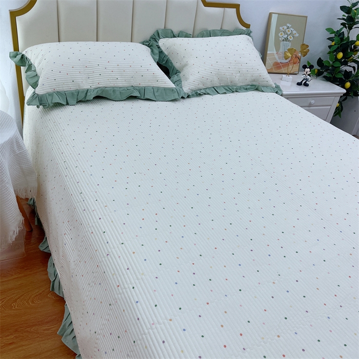 91家纺网 家纺一手货源 找家纺 暖居 2024新款A类双层纱全棉床盖三件套防滑不跑床绗缝加厚纯棉床单 奶油波点