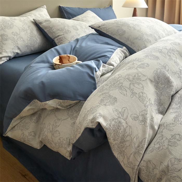 91家纺网 家纺一手货源 找家纺 慕色家纺 2024新款A类全棉色织提花四件套系列 盛芙-宾利蓝