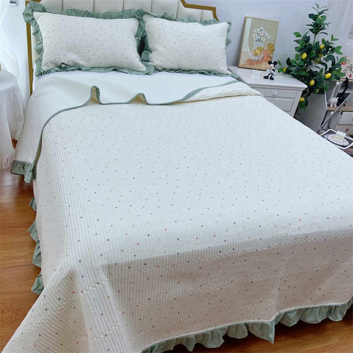 91家纺网 家纺一手货源 找家纺 暖居 2024新款A类双层纱全棉床盖三件套防滑不跑床绗缝加厚纯棉床单 奶油波点