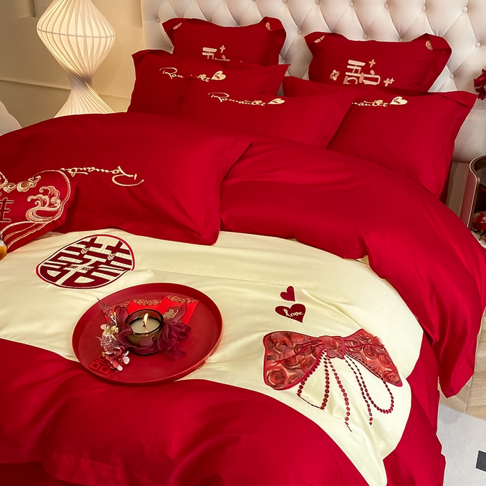 91家纺网 家纺一手货源 找家纺 玉雅家纺 2025新款60支长绒棉时尚拼色浮雕刺绣婚庆四件套 爱丽丝