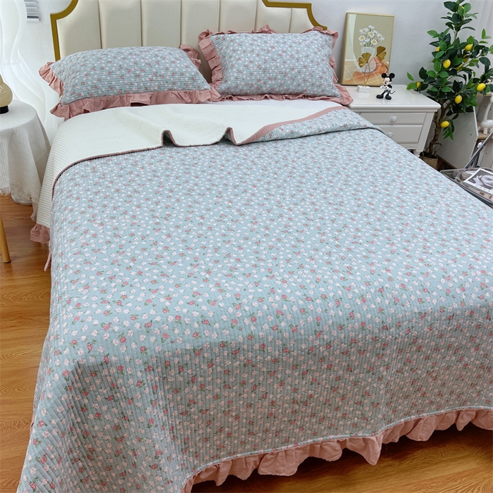 91家纺网 家纺一手货源 找家纺 暖居 2024新款A类双层纱全棉床盖三件套防滑不跑床绗缝加厚纯棉床单 苍蓝花