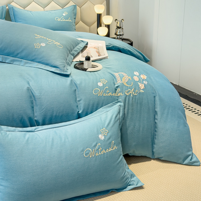 91家纺网 家纺一手货源 找家纺 U品汇 2024新品生态加厚长绒棉纯棉绣花全棉磨毛刺绣四件套直播 迪洛驰-月光蓝