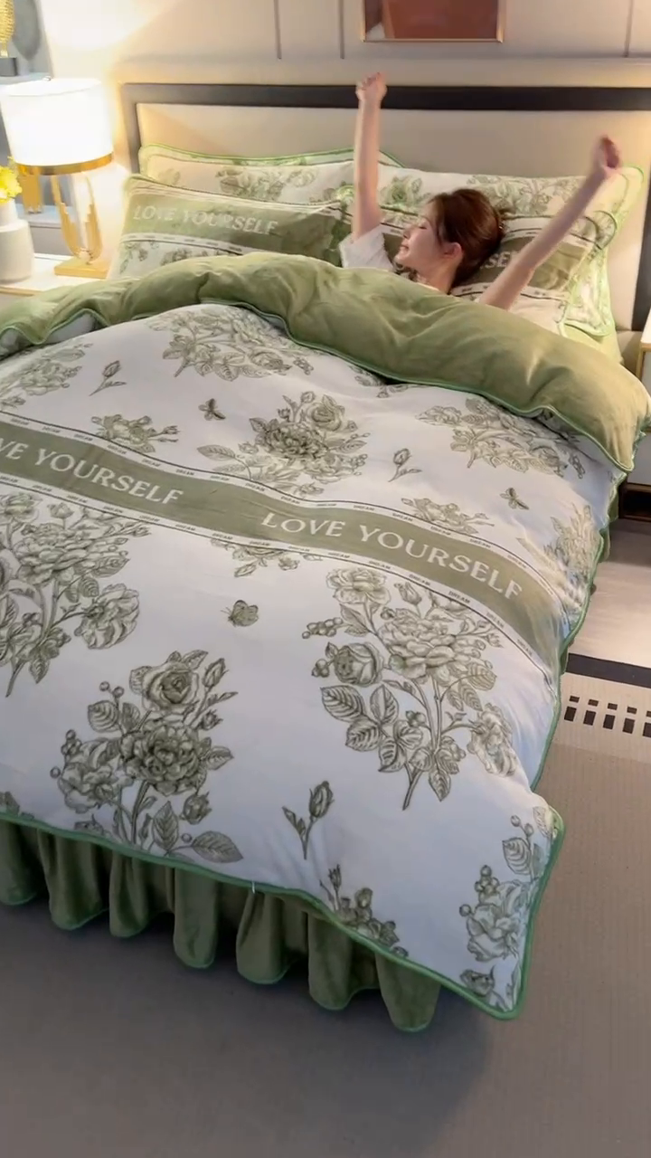 91家纺网 家纺一手货源 找家纺 望淮 2025新款230g印花金貂绒牛奶绒四件套 莫奈花园