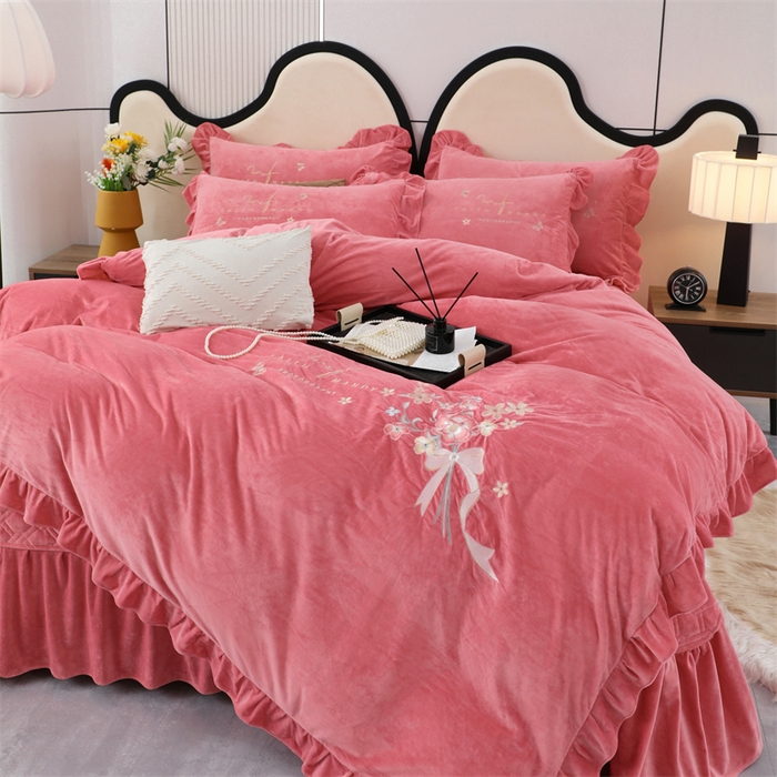 91家纺网 家纺一手货源 找家纺 优姿家纺 2024新品宝宝绒11斤夹棉床盖保暖四件套 今生有约-少女粉