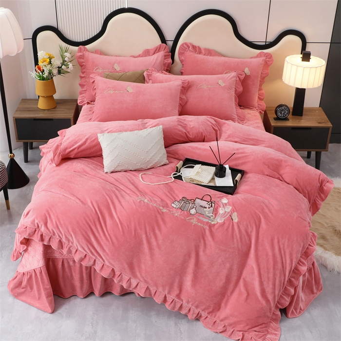 91家纺网 家纺一手货源 找家纺 优姿家纺 2024新品宝宝绒11斤夹棉床盖保暖四件套 小资生活-少女粉