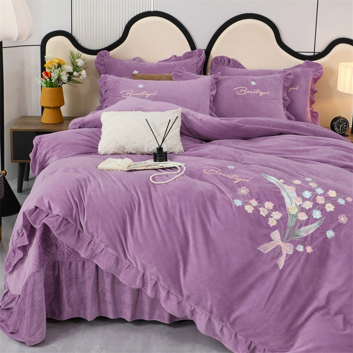 91家纺网 家纺一手货源 找家纺 优姿家纺 2024新品宝宝绒11斤夹棉床盖保暖四件套 铃兰花-优雅紫