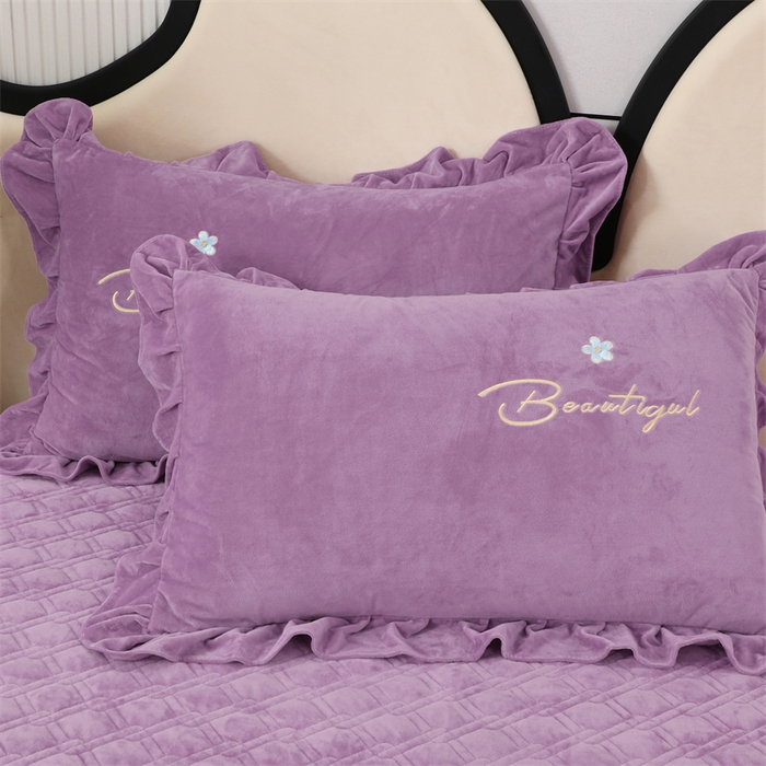 91家纺网 家纺一手货源 找家纺 优姿家纺 2024新品宝宝绒11斤夹棉床盖保暖四件套 铃兰花-优雅紫