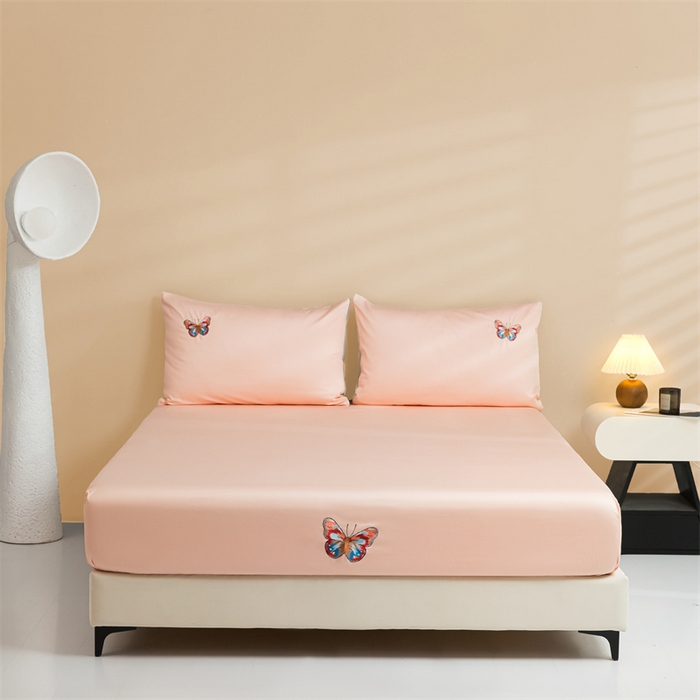 91家纺网 家纺一手货源 找家纺 蓝米卡夫 2024新款A类100支全棉刺绣蝶恋系列单床笠三件套 蝶恋100支-蔷薇粉