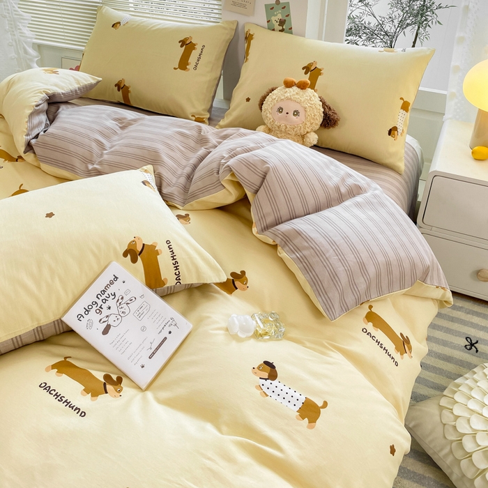 91家纺网 家纺一手货源 找家纺 黑马家居2025新款全棉印花喷气12868套件-四件套 腊肠犬