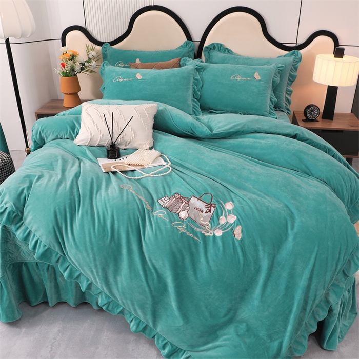 91家纺网 家纺一手货源 找家纺 优姿家纺 2024新品宝宝绒11斤夹棉床盖保暖四件套 小资生活-湖蓝