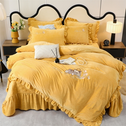 91家纺网 家纺一手货源 找家纺 优姿家纺 2024新品宝宝绒11斤夹棉床盖保暖四件套 小资生活-姜黄