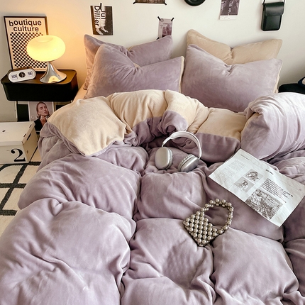 91家纺网 家纺一手货源 找家纺 悦织语 2024秋冬新款A类纯色双拼加厚牛奶绒单件被套 紫灰+奶茶