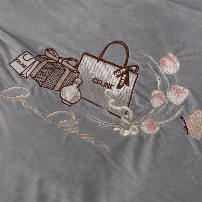 91家纺网 家纺一手货源 找家纺 优姿家纺 2024新品宝宝绒11斤夹棉床盖保暖四件套 小资生活-轻奢灰