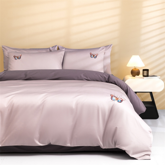 91家纺网 家纺一手货源 找家纺 蓝米卡夫 2024新款A类100支全棉刺绣蝶恋系列四件套(礼盒包装） 蝶恋100支-山梗紫+暮夜紫