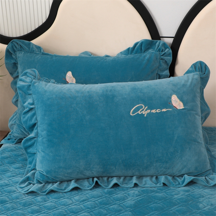 91家纺网 家纺一手货源 找家纺 优姿家纺 2024新品宝宝绒11斤夹棉床盖保暖四件套 小资生活-宝石蓝