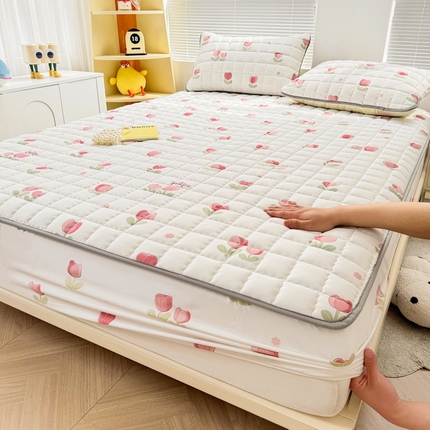 91家纺网 家纺一手货源 找家纺 （总）花言狐语 2025新款水洗棉夹棉加厚床笠（印花系列）-大床