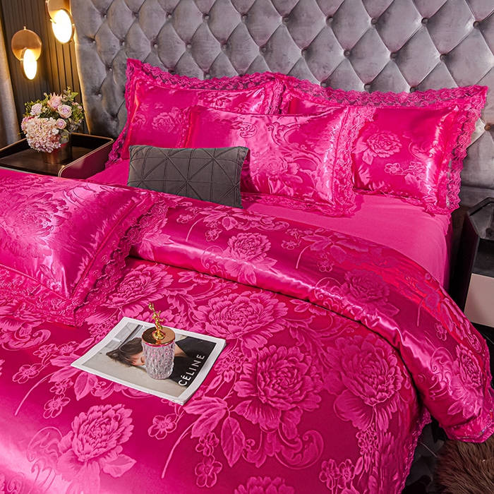 91家纺网 家纺一手货源 找家纺 提花大世界 2025新款布拉诺蕾丝提花莫代尔四件套 花香醉人-玫红