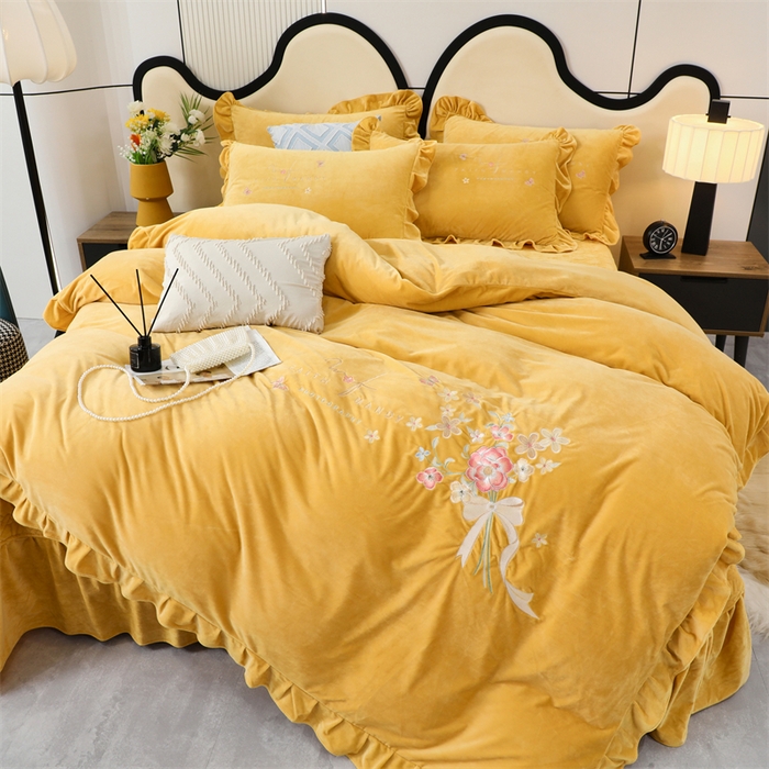 91家纺网 家纺一手货源 找家纺 优姿家纺 2024新品宝宝绒11斤夹棉床盖保暖四件套 今生有约-姜黄