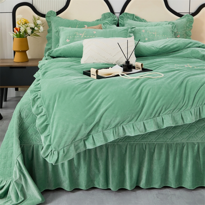 91家纺网 家纺一手货源 找家纺 优姿家纺 2024新品宝宝绒11斤夹棉床盖保暖四件套 今生有约-果绿