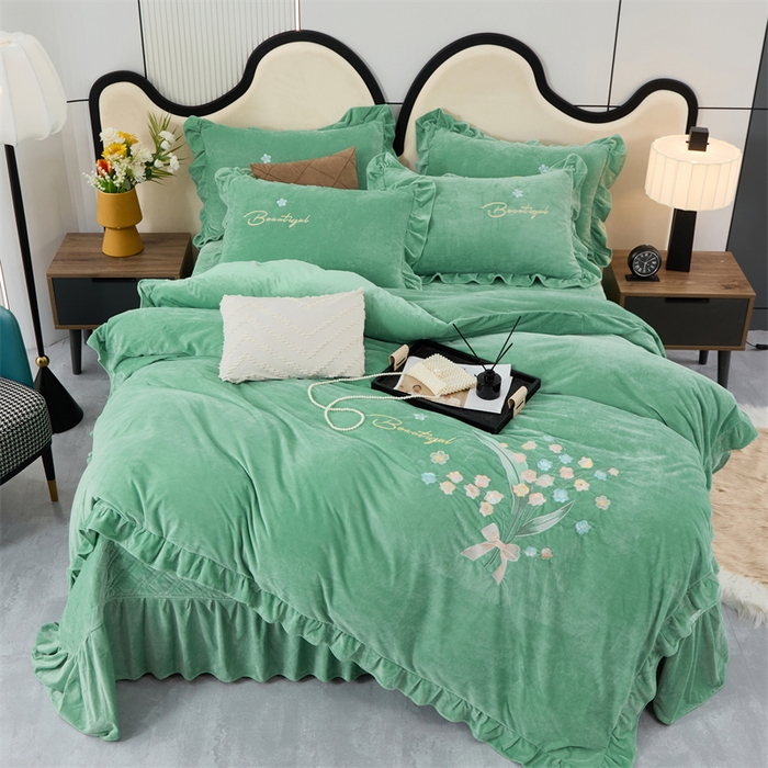 91家纺网 家纺一手货源 找家纺 优姿家纺 2024新品宝宝绒11斤夹棉床盖保暖四件套 铃兰花-果绿