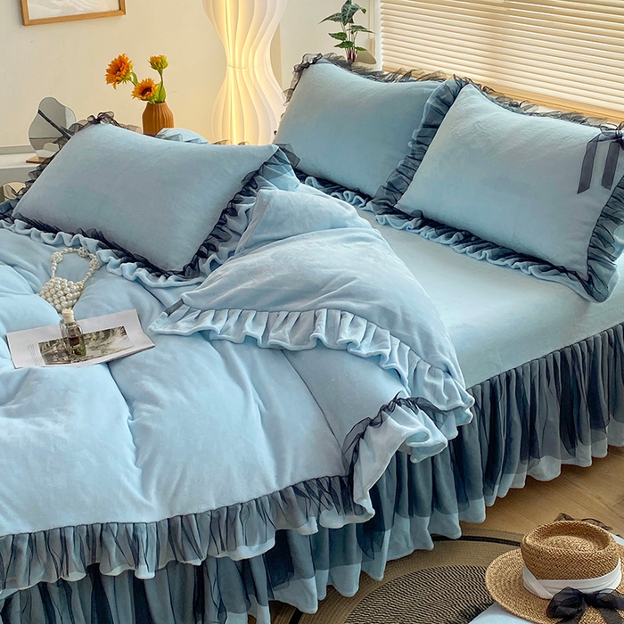 91家纺网 家纺一手货源 找家纺 言熙居 2024新款牛奶绒蕾丝花边黑纱四件套 蕾丝-小清新蓝