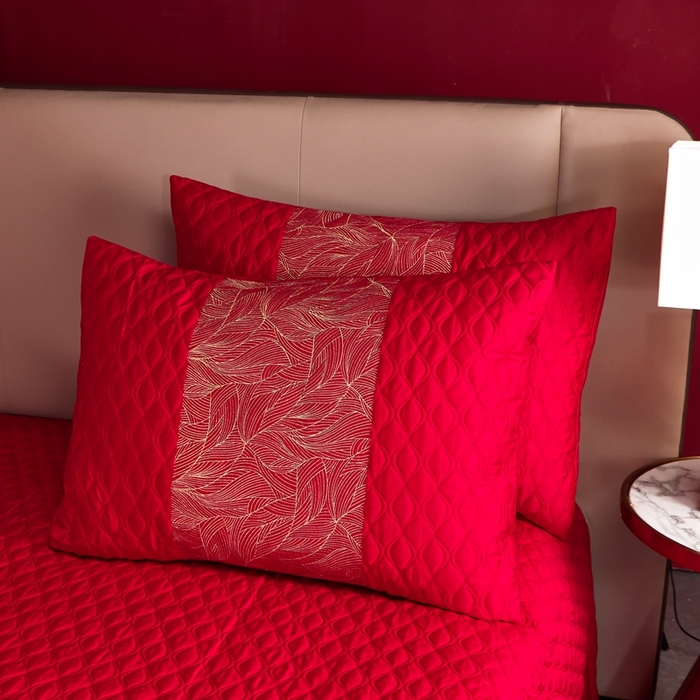 91家纺网 家纺一手货源 找家纺 美娘阁 2025新款长绒棉贡缎新中式古典韵味精美刺绣婚庆四件套多件套系列 相爱相守