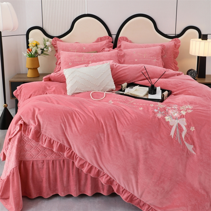 91家纺网 家纺一手货源 找家纺 优姿家纺 2024新品宝宝绒11斤夹棉床盖保暖四件套 今生有约-少女粉