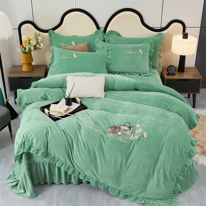 91家纺网 家纺一手货源 找家纺 优姿家纺 2024新品宝宝绒11斤夹棉床盖保暖四件套 小资生活-果绿