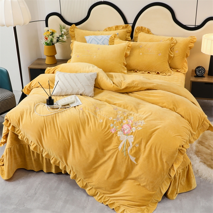 91家纺网 家纺一手货源 找家纺 优姿家纺 2024新品宝宝绒11斤夹棉床盖保暖四件套 今生有约-姜黄