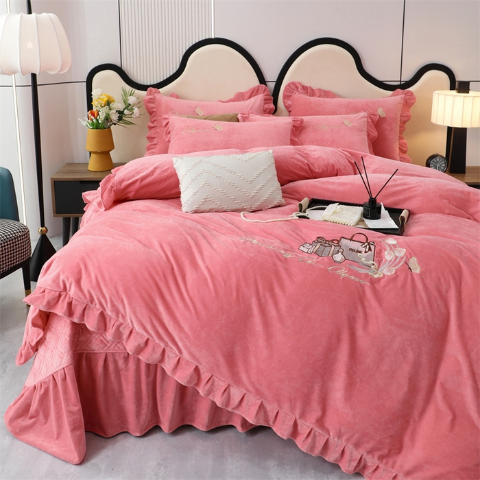 91家纺网 家纺一手货源 找家纺 优姿家纺 2024新品宝宝绒11斤夹棉床盖保暖四件套 小资生活-少女粉