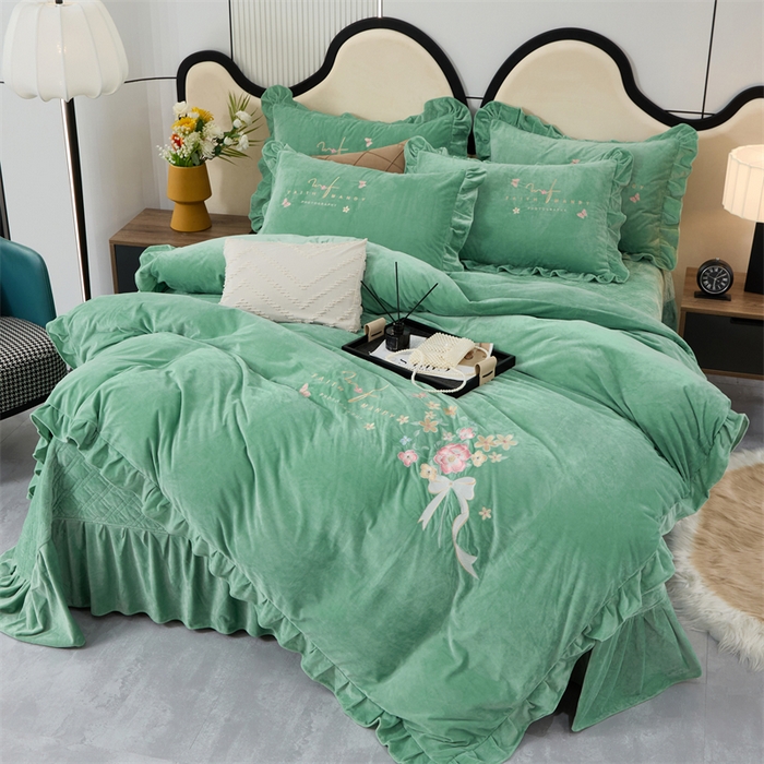 91家纺网 家纺一手货源 找家纺 优姿家纺 2024新品宝宝绒11斤夹棉床盖保暖四件套 今生有约-果绿