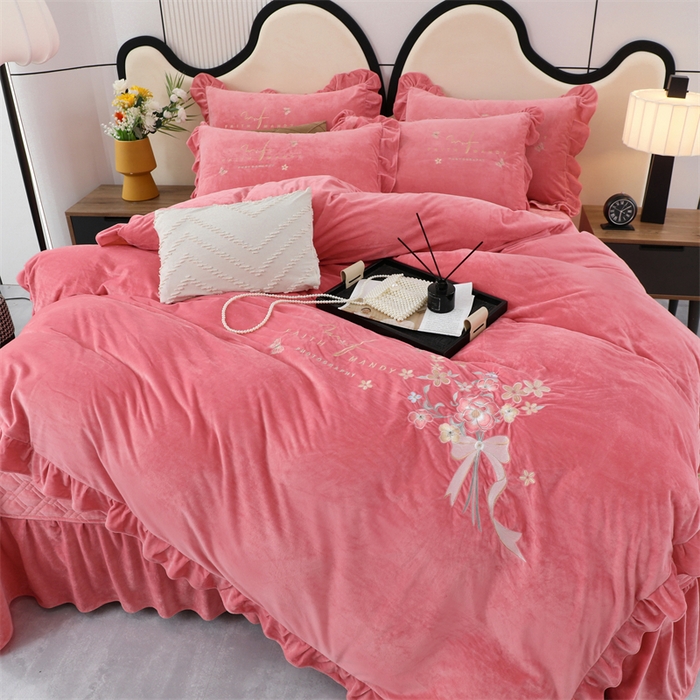 91家纺网 家纺一手货源 找家纺 优姿家纺 2024新品宝宝绒11斤夹棉床盖保暖四件套 今生有约-少女粉