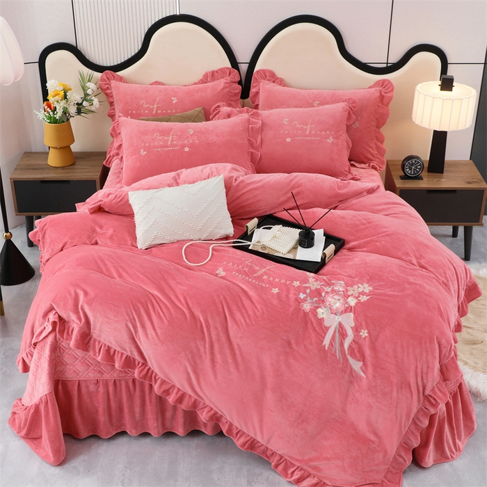 91家纺网 家纺一手货源 找家纺 优姿家纺 2024新品宝宝绒11斤夹棉床盖保暖四件套 今生有约-少女粉