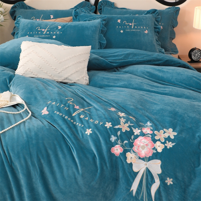 91家纺网 家纺一手货源 找家纺 优姿家纺 2024新品宝宝绒11斤夹棉床盖保暖四件套 今生有约-宝石蓝