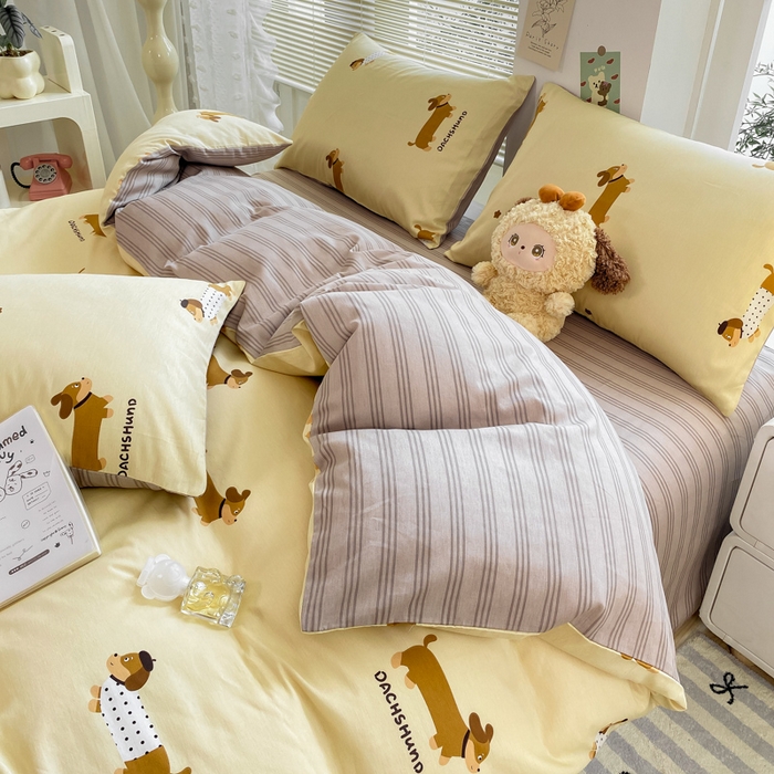 91家纺网 家纺一手货源 找家纺 黑马家居2025新款全棉印花喷气12868套件-四件套 腊肠犬