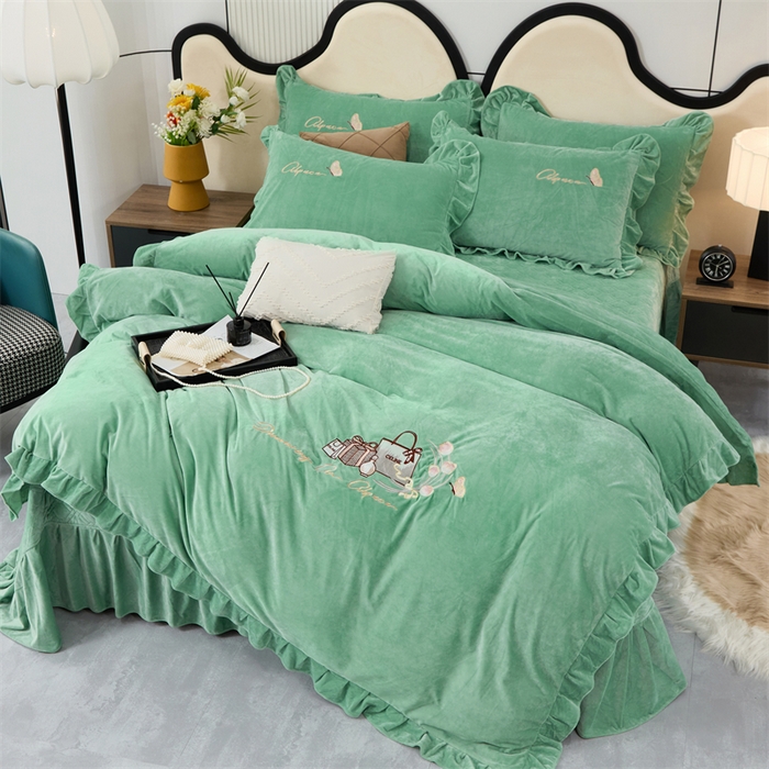 91家纺网 家纺一手货源 找家纺 优姿家纺 2024新品宝宝绒11斤夹棉床盖保暖四件套 小资生活-果绿