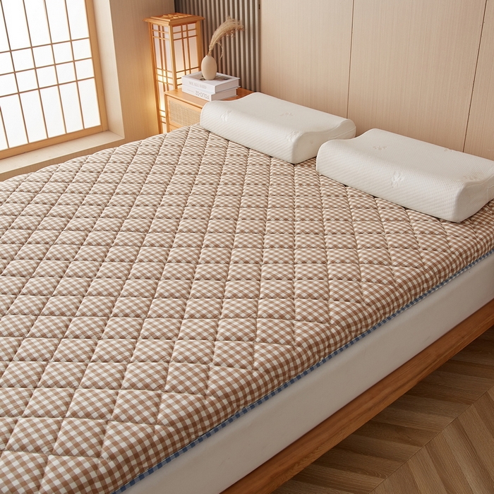 91家纺网 家纺一手货源 找家纺 迪乐妮 2024新款大床乳胶椰棕床垫（无印家居风）咖小格