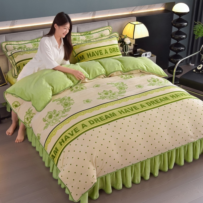 91家纺网 家纺一手货源 找家纺 锦铭源2025年7斤加厚印花牛奶绒四件套水晶法莱金貂绒床裙款 遇见