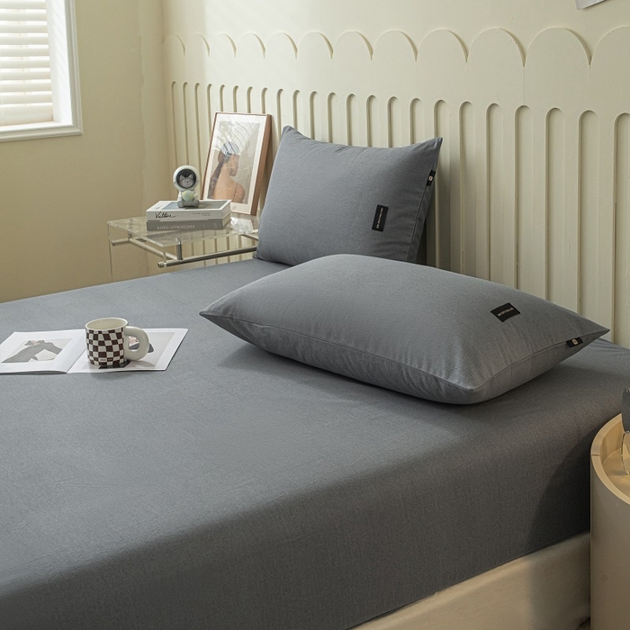 91家纺网 家纺一手货源 找家纺 涵宸家纺 2024新款原棉纯色织标磨毛单品及套件--枕套 单枕套-深灰