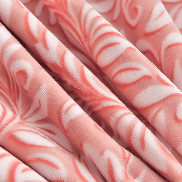 91家纺网 家纺一手货源 找家纺 馨梦缘 2025新款小包边款牛奶绒8.5斤高克重牛奶绒金雕绒床裙款四件套 红粉佳人