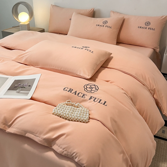 91家纺网 家纺一手货源 找家纺 伊梵居 2025新款梵克系列刺绣水洗棉磨毛四件套 梵花-香槟色