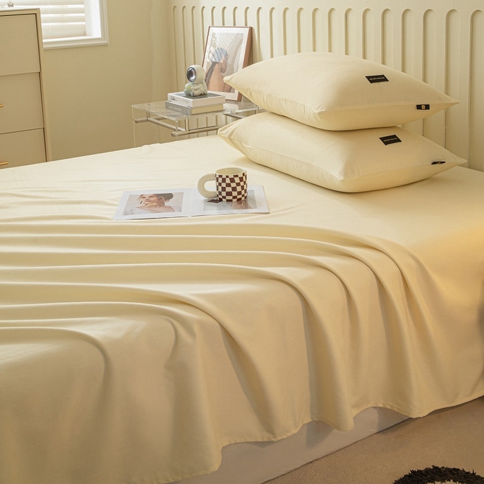 91家纺网 家纺一手货源 找家纺 涵宸家纺 2024新款原棉纯色织标磨毛单品及套件--枕套 单枕套-奶昔白