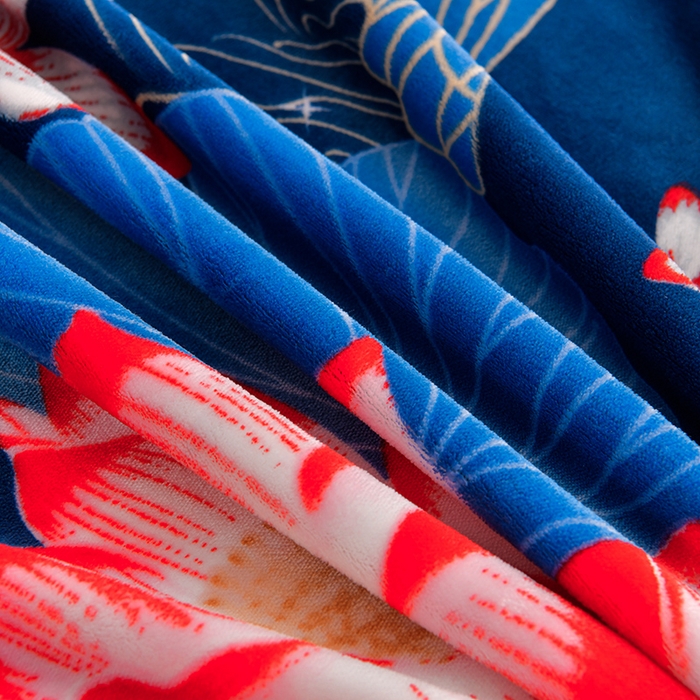 91家纺网 家纺一手货源 找家纺 馨梦缘 2025新款小包边款牛奶绒8.5斤高克重牛奶绒金雕绒床裙款四件套 富贵花开