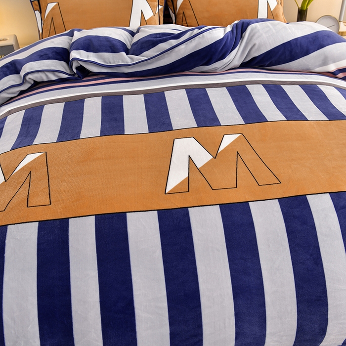 91家纺网 家纺一手货源 找家纺 馨梦缘 2025新款小包边款牛奶绒8.5斤高克重牛奶绒金雕绒床裙款四件套 靓丽青春